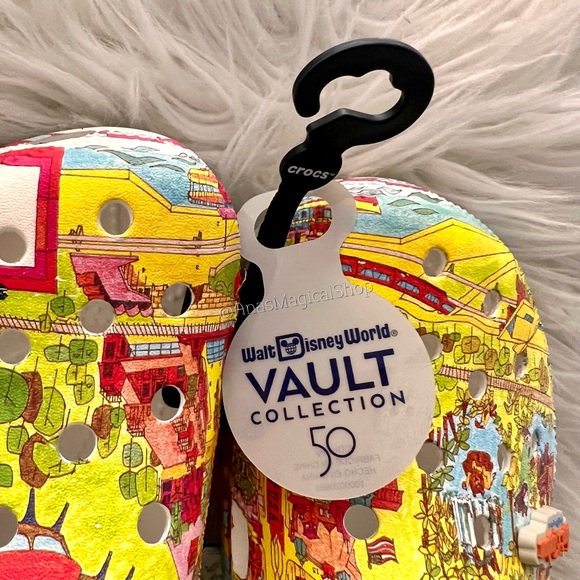 22 Walt Disney World 50th Anniversary Vault Collection Parks Map Crocs - Picture 2 of 13